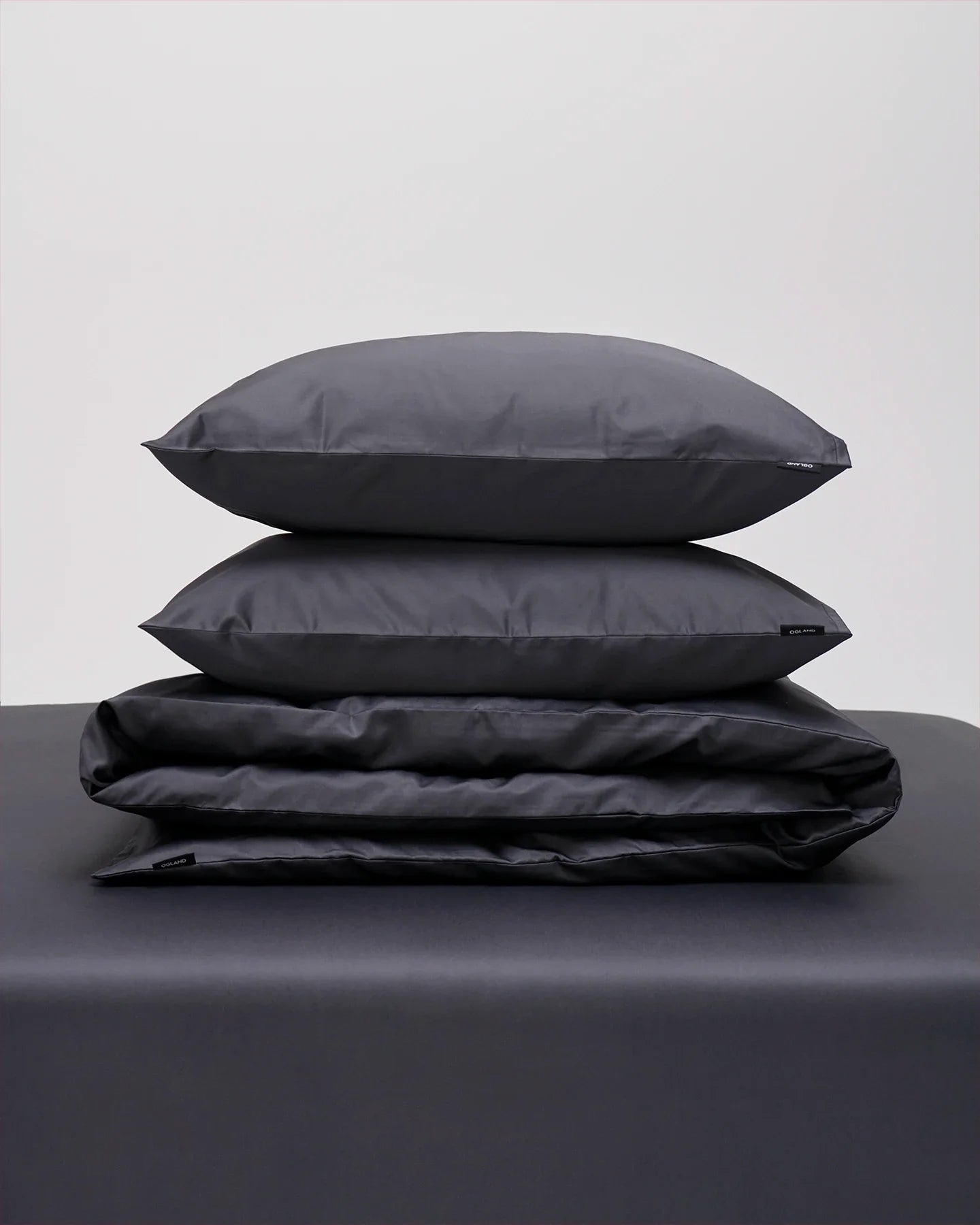 Shade Satin bäddset Antracite Grey, dubbelpåslakan – örngott