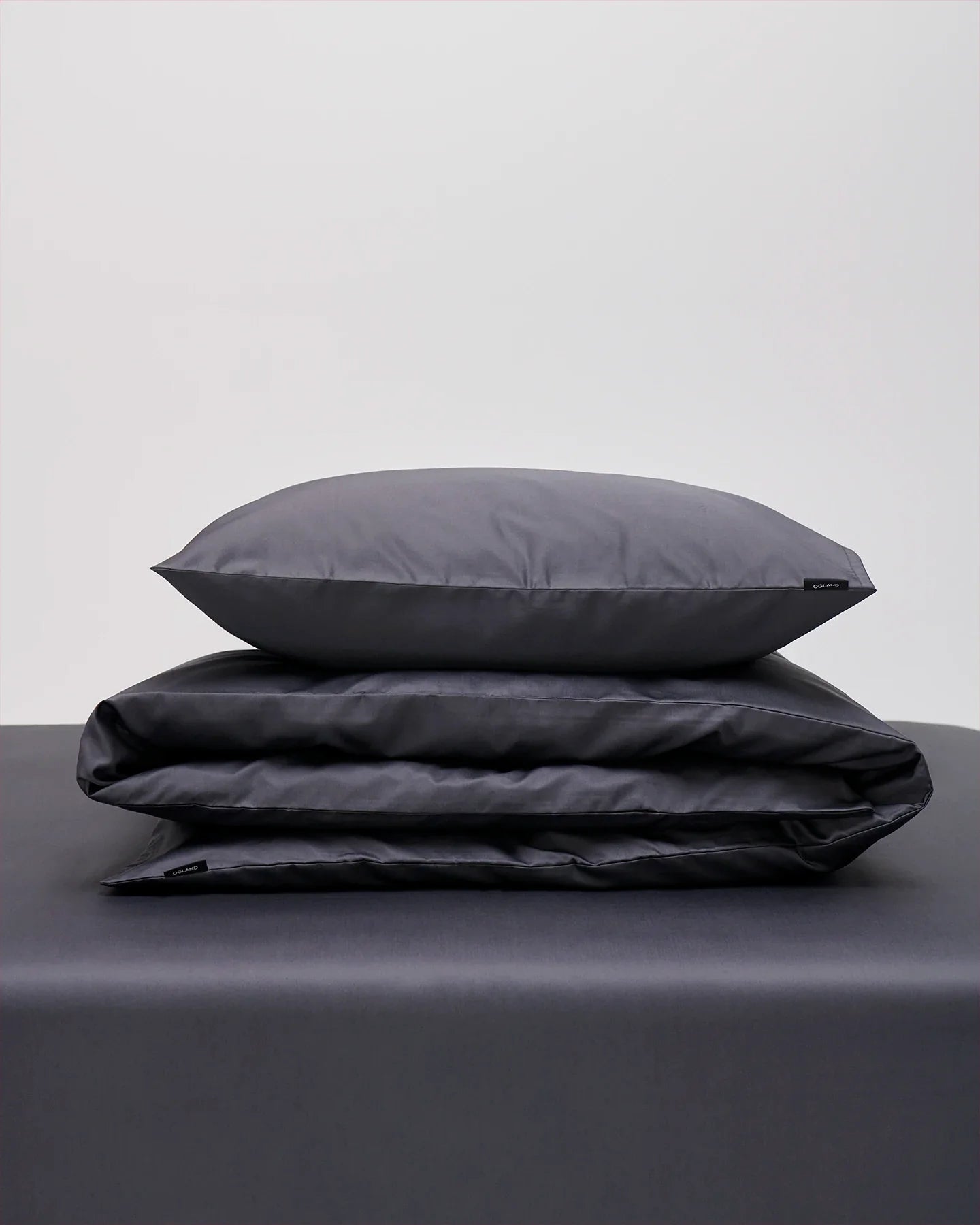 Shade Satin bäddset Antracite Grey, singelpåslakan – örngott