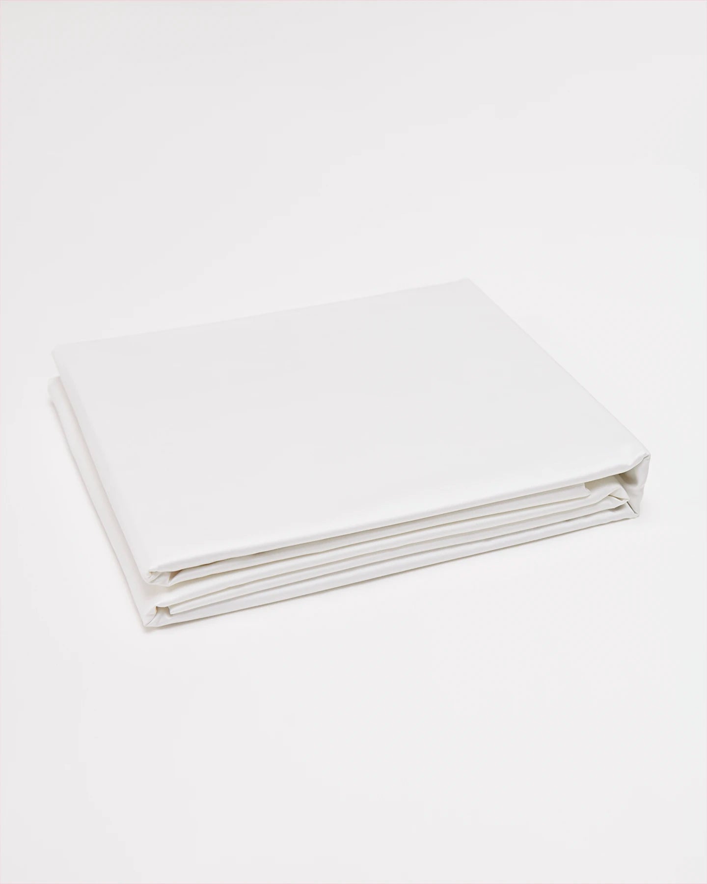 Shade Satin Underlakan Crisp White
