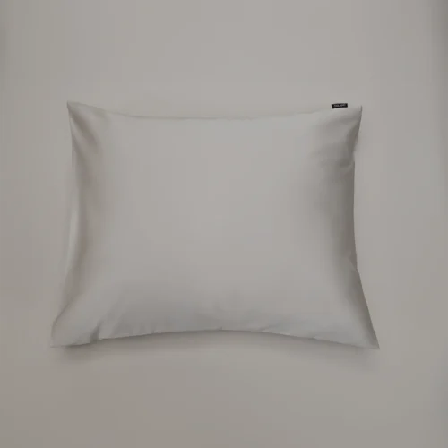 Örngott Shade Modern Greige satin 50x60 cm – ekologiska sängkläder i satin.